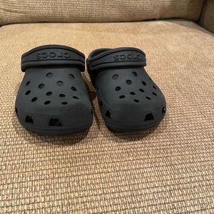Crocks - Size Small 6